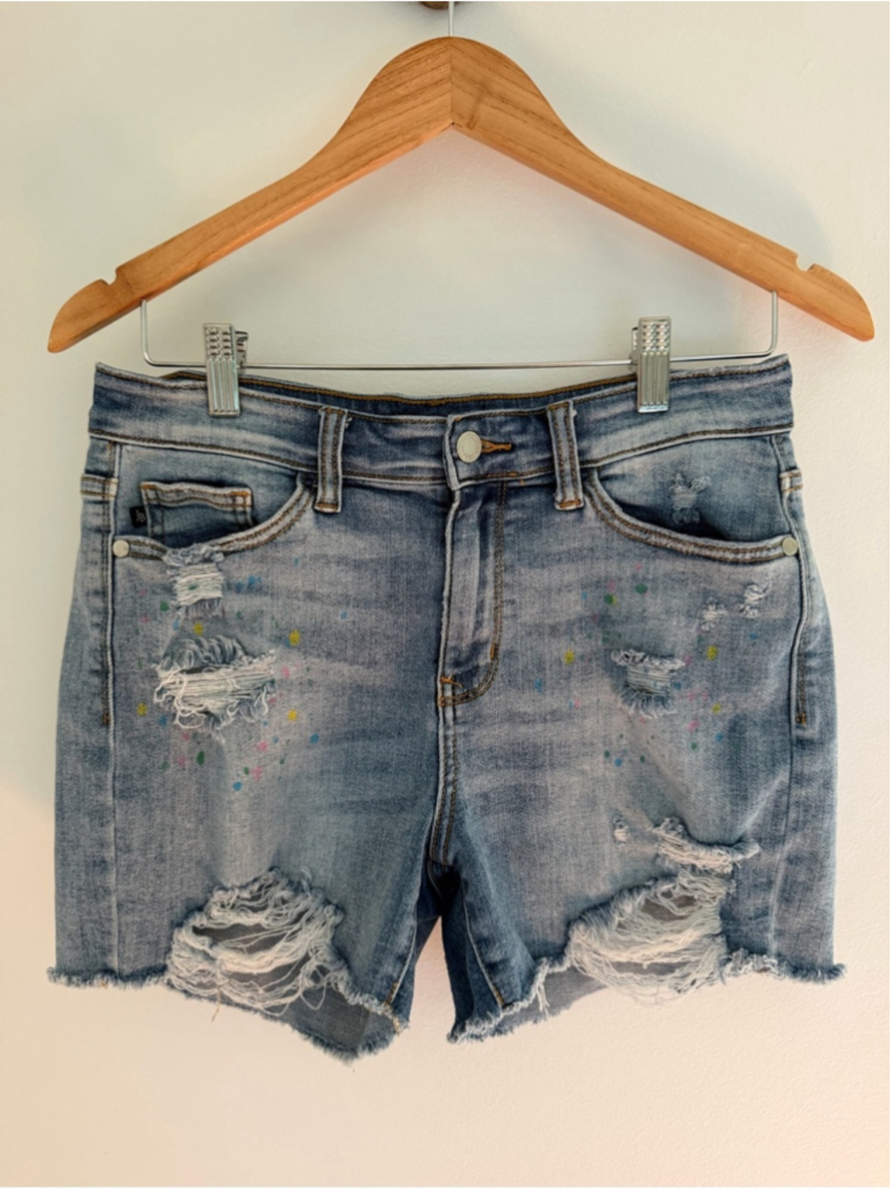 Judy Blue Paint Splatter Distressed Denim Shorts M